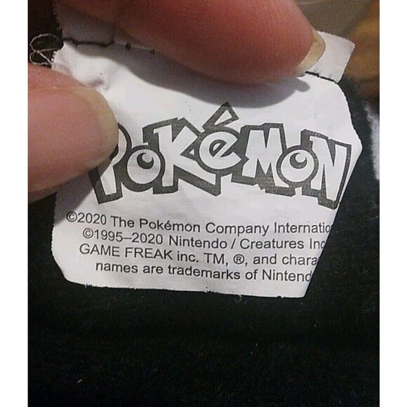 Pokemon Scarf Kids. Black With White And Red Accents Winter Snow School - Picture 4 of 4